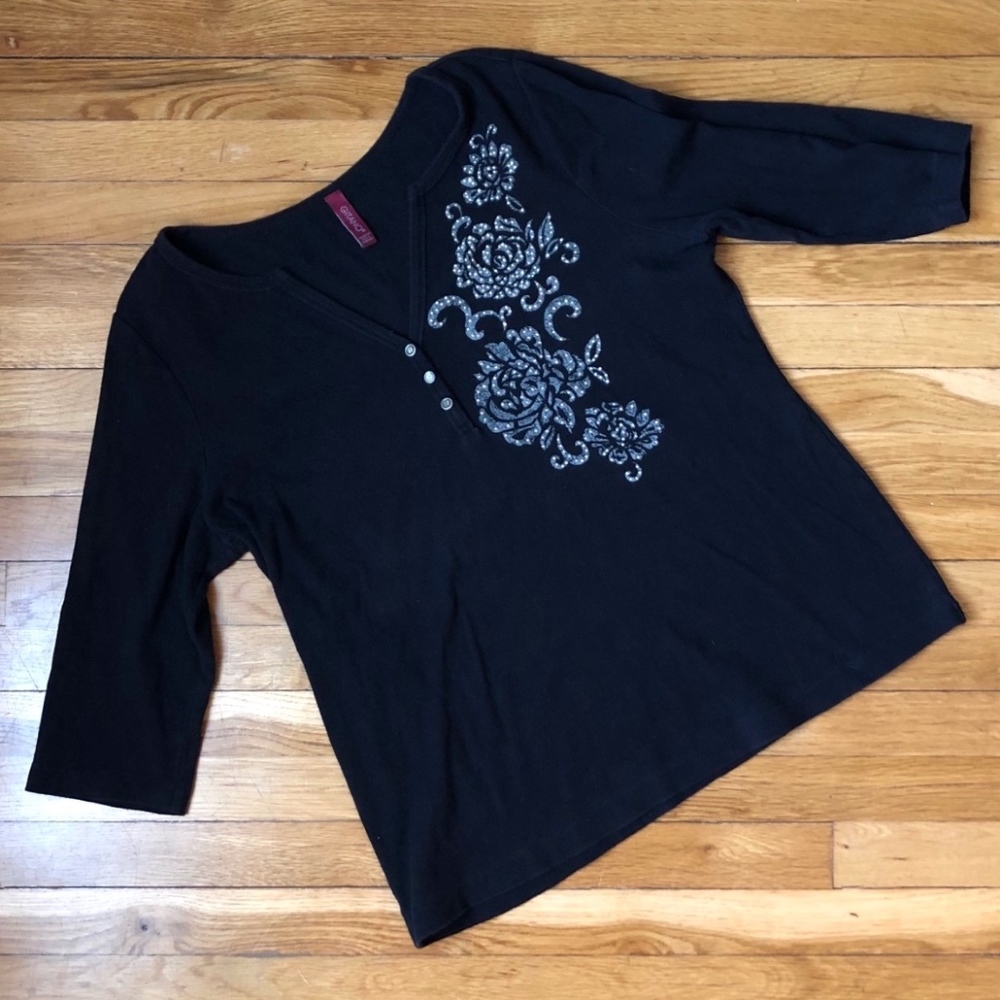 Gitano Black 3/4 Sleeve V-Neck Sweater Rose Detail
